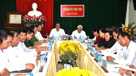 Chuẩn bị tốt nhân sự của đại hội đảng bộ các cấp tiến tới Ðại hội XIII của Ðảng