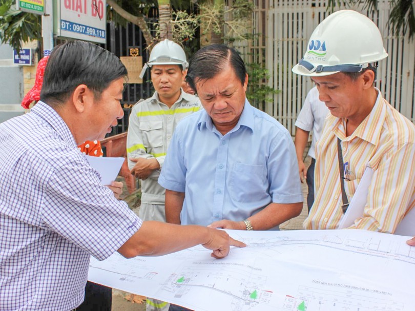 Lãnh đạo thành phố kiểm tra

các công trình Dự án 3