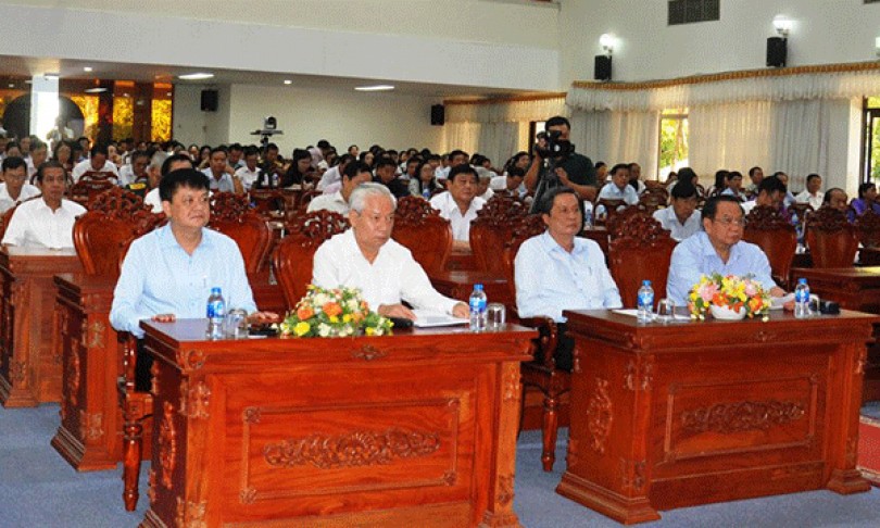Hơn 500 cán bộ chủ chốt thành phố nghe thông tin thời sự
