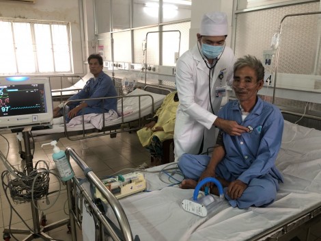 Phẫu thuật cầu nối chủ - vành không sử dụng máy tuần hoàn ngoài cơ thể