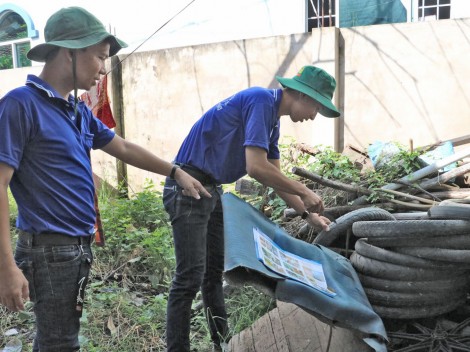 Áo xanh tình nguyện