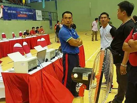 Nhiều trưởng đoàn đệ đơn đòi công bằng...
