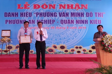 An Nghiệp đón nhận danh hiệu Phường Văn minh đô thị