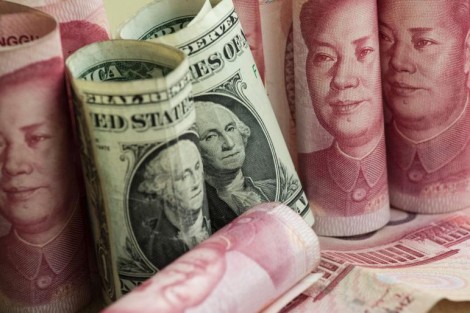Nhân dân tệ tiếp tục hạ giá