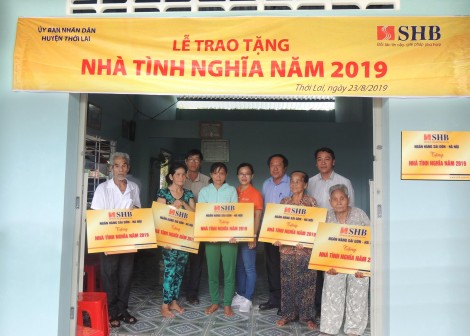 SHB dành 20 tỷ đồng tri ân gia đình có công với cách mạng ở TP Cần Thơ