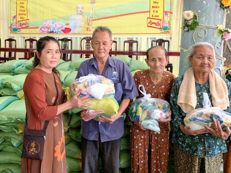 Tấm lòng chị Sương
