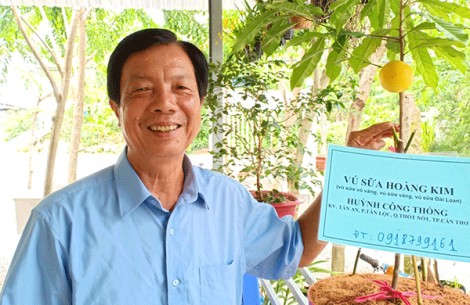 Thầy giáo dạy Toán và bộ sưu tập các loại cây quý hiếm