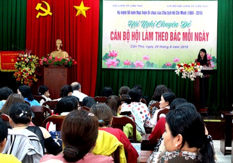 Cán bộ Hội làm theo Bác mỗi ngày