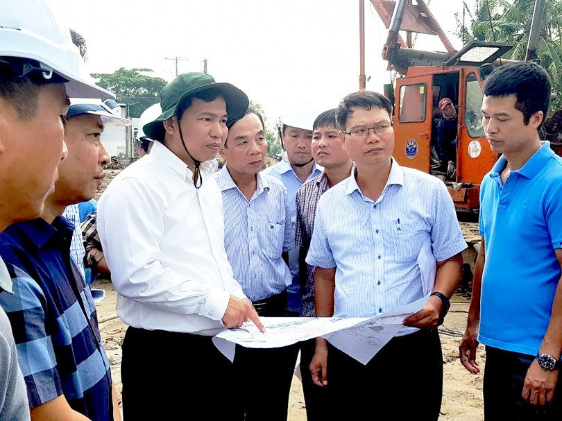 Quyết liệt đẩy nhanh tiến độ thi công 
dự án đường tỉnh 922