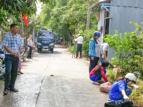 Giảm nghèo bền vững, xây dựng nông thôn mới, đô thị văn minh