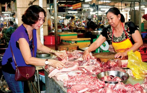 Giá thịt heo tăng; gia cầm, thủy sản giảm
