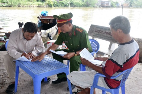 Mô hình “Đoạn, tuyến sông Trà Nóc văn hóa, an toàn”