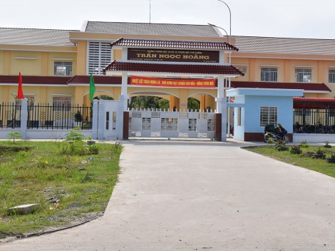Cờ Đỏ tiến gần huyện nông thôn mới