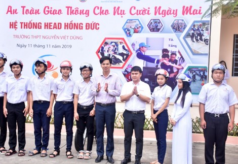 Tuyên truyền “Ngày thế giới tưởng niệm nạn nhân tử vong do tai nạn giao thông” năm 2019