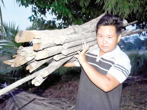 Tưởng nhớ người đi - Vì người ở lại