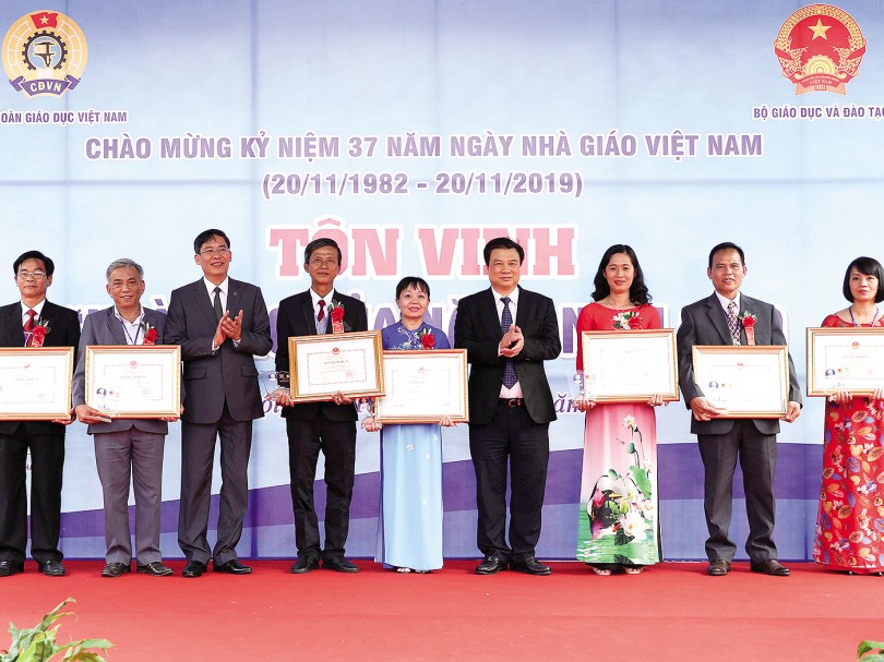 183 nhà giáo tiêu biểu

đạt danh hiệu “Nhà giáo của năm 2019”