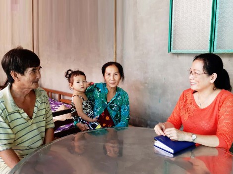 Làm những việc có lợi cho dân