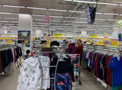 Đa dạng thời trang cho phụ nữ lớn tuổi