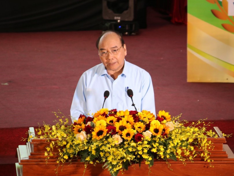 Nông dân phải tự cứu lấy mình trước khi nhà nước cứu