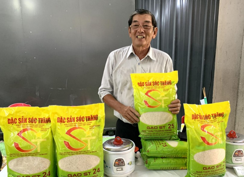 ST25 sôi động thị trường gạo Việt