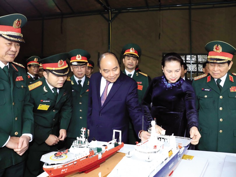 Long trọng tổ chức Lễ Kỷ niệm 30 năm
Ngày hội Quốc phòng toàn dân, 75 năm
Ngày thành lập Quân đội nhân dân Việt Nam