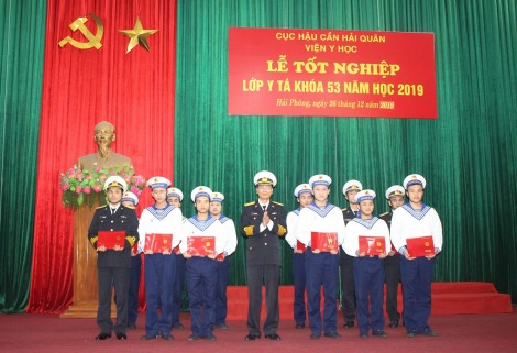 Viện Y học Hải quân tổ chức Lễ tốt nghiệp lớp Y tá Khóa 53