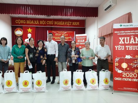 Nhiều hoạt động họp mặt, chăm lo Tết cho hộ nghèo, khó khăn