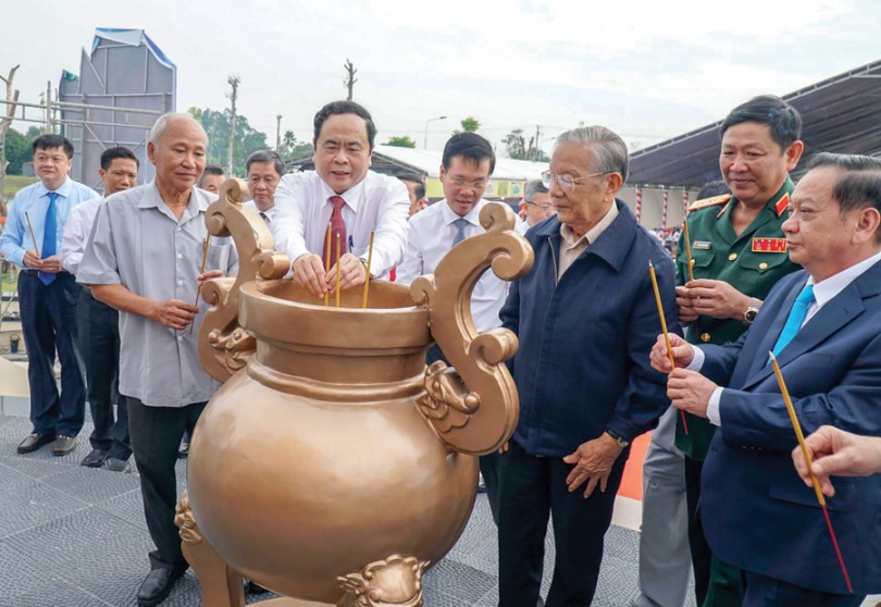 90 năm tự hào
