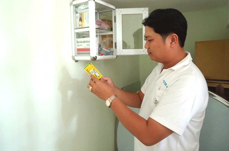 Chọn mua thiết bị y tế cần thiết để theo dõi sức khỏe tại nhà