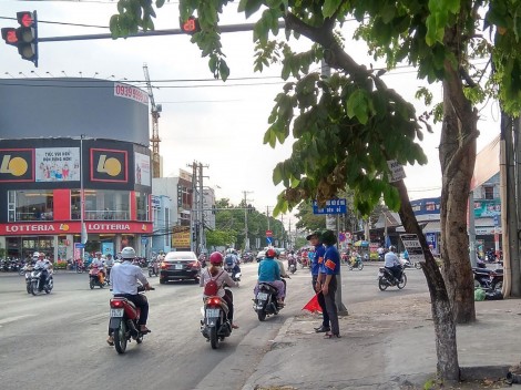 Đoàn viên tham gia đảm bảo
an toàn giao thông