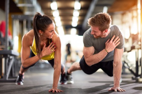 Tập luyện cùng nhau giúp các cặp đôi thêm gắn kết