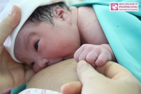 Lợi ích việc nuôi con bằng sữa mẹ 