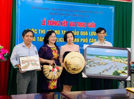Trao giải Cuộc thi Sáng tác mẫu sản phẩm quà lưu niệm, quà tặng du lịch TP Cần Thơ