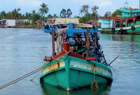 Cà Mau: Phát hiện thi thể 3 thuyền viên trong hầm tàu bị chìm
