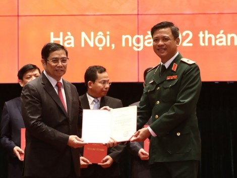 Cập nhật kiến thức mới cho đội ngũ

cán bộ cấp chiến lược khóa XIII của Đảng
