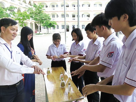 Cần Thơ: Hơn 90% học sinh THPT trở lại trường sau đợt nghỉ phòng chống dịch COVID-19