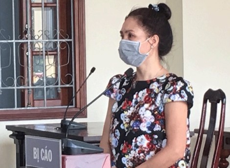 Trộm hoa tai kim cương của bạn