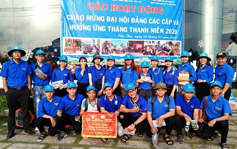 Tuổi trẻ Trường Cao đẳng Cần Thơ hướng về cộng đồng