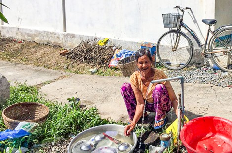 Vùng đồng bào Khmer miền Tây Nam bộ thay áo mới Bài 2: Vùng đồng bào dân tộc ngày càng gần hơn
