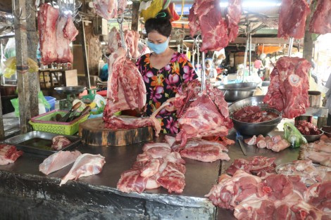 Giá thịt heo tăng, sức tiêu thụ chậm