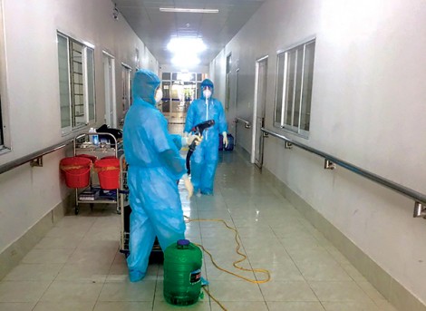 Những chiến binh thầm lặng nơi tuyến đầu chống dịch COVID-19Bài cuối: Chiến sĩ áo trắng ở bệnh viện