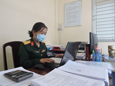 Những “bóng hồng” trong khu cách ly