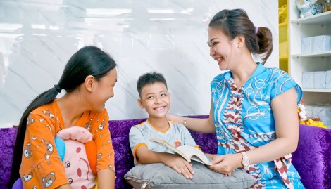 Dạy con từ thuở còn thơ…