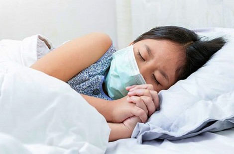 Trẻ em cũng đối mặt nguy cơ biến chứng nghiêm trọng vì COVID-19