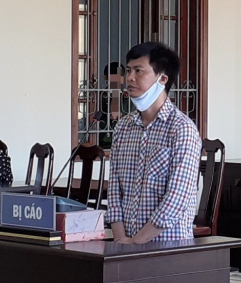Lừa xin việc và bán đất ảo, lãnh án tù