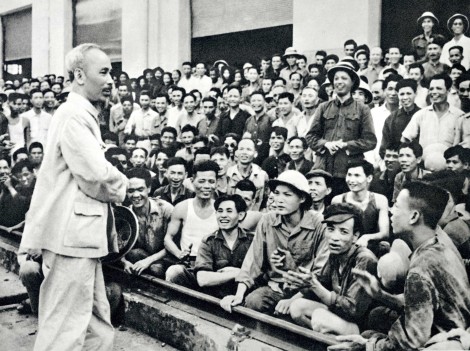 Chủ tịch Hồ Chí Minh - lãnh tụ thiên tài của giai cấp công nhân và Công đoàn Việt Nam