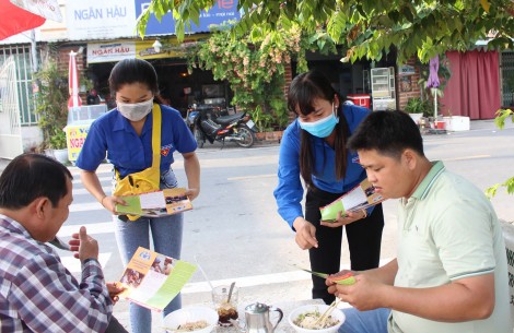 Tuyến đường “Thanh niên tự quản

về an ninh trật tự”