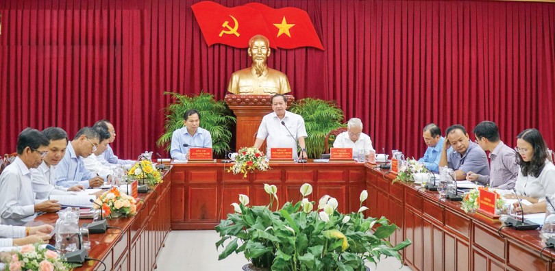 Xây dựng tổ chức đảng của Đảng bộ 
Khối Cơ quan Dân Chính Đảng thành phố thật sự trong sạch, vững mạnh