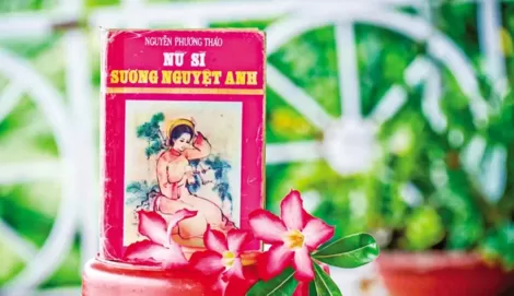 Nữ chủ bút

Sương Nguyệt Anh