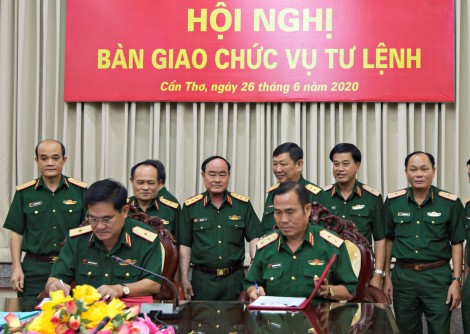 Thiếu tướng Nguyễn Xuân Dắt tiếp nhận chức vụ Tư lệnh Quân khu 9